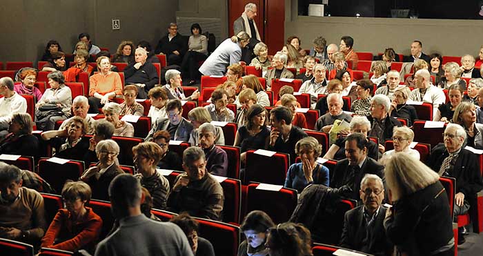 Une partie du public au Théâtre de Montauban